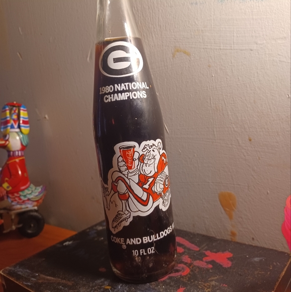 Collectible coke bottles - Picture 2 of 4